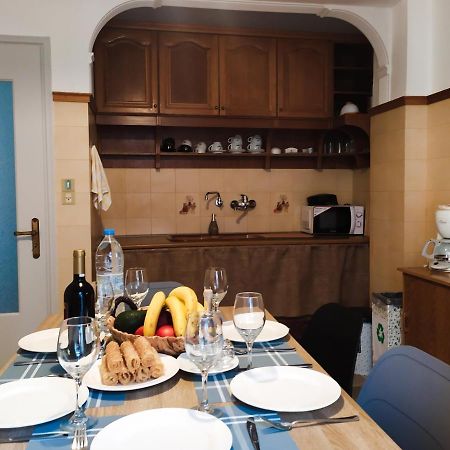 Apartment 94M2, Center Of Sitia, Wifi, 350M Beach Dış mekan fotoğraf
